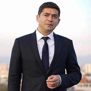Д-Р МИЛЕН ВРАБЕВСКИ
